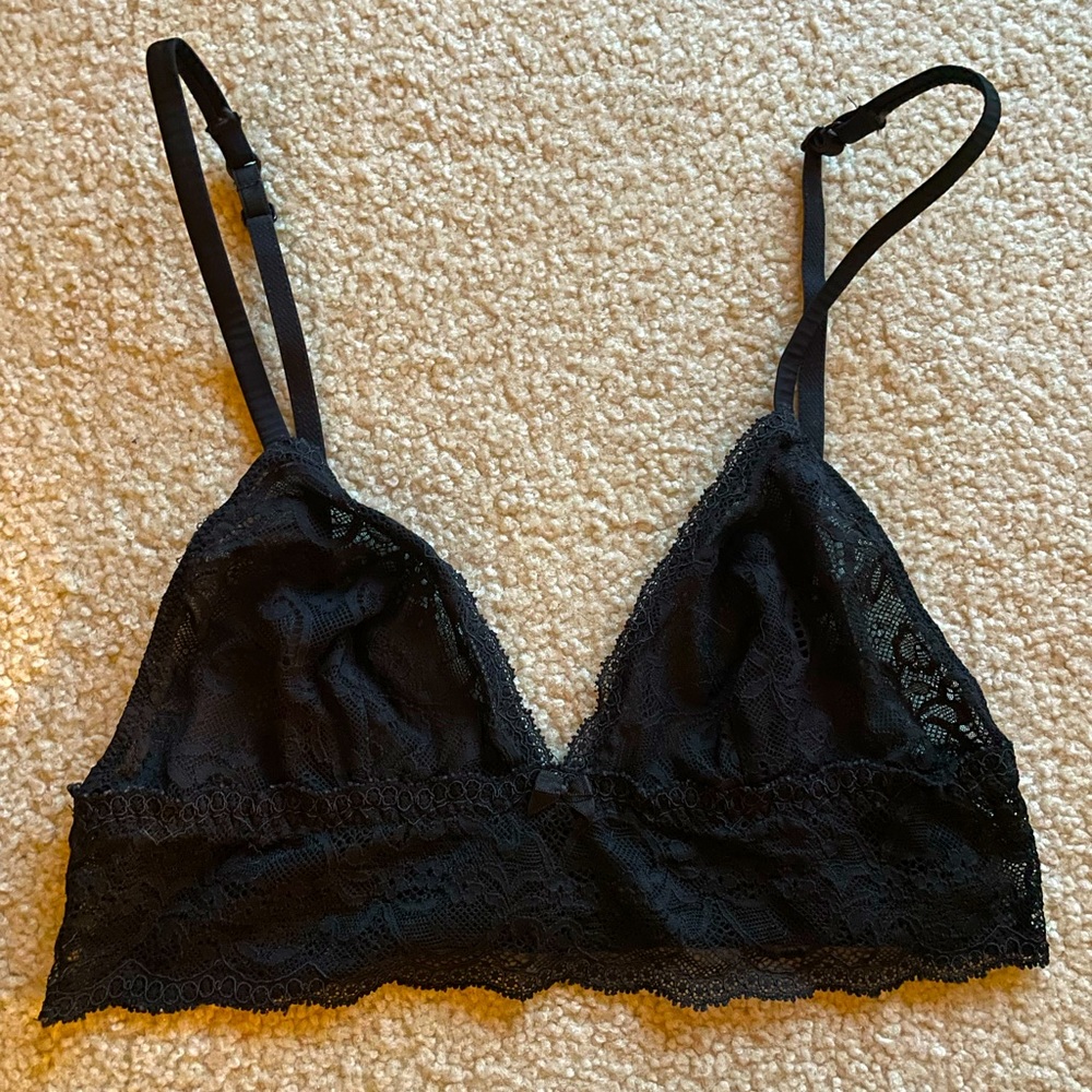 Lowered! 💥 Women’s Intimissimi Black Lace Bralette